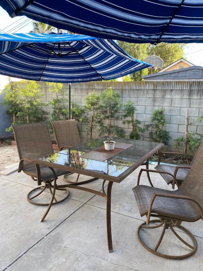 Private Room In Los Angeles La With Tv & Wifi & Ac & View Of Hollywood Sign & Private Fridge & Shared Kitchen!!! Exterior foto