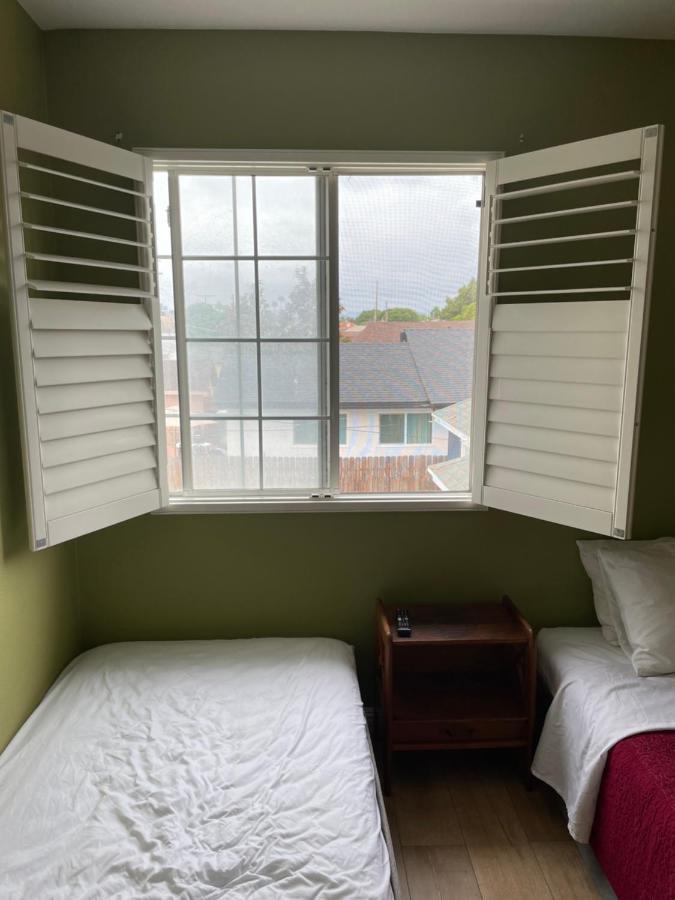 Private Room In Los Angeles La With Tv & Wifi & Ac & View Of Hollywood Sign & Private Fridge & Shared Kitchen!!! Exterior foto